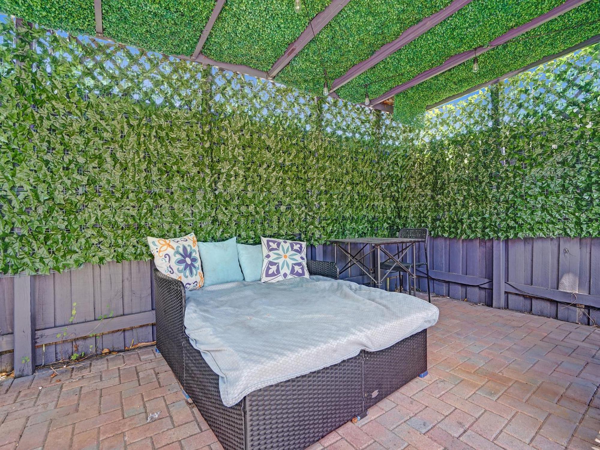 Large Gay Men'S 1 Bedroom W Gameroom Heated Pool Clothing Optional Oakland Park Exteriör bild